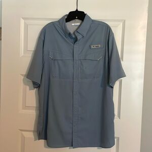 Columbia Short sleeve Men’s Button down Shirt